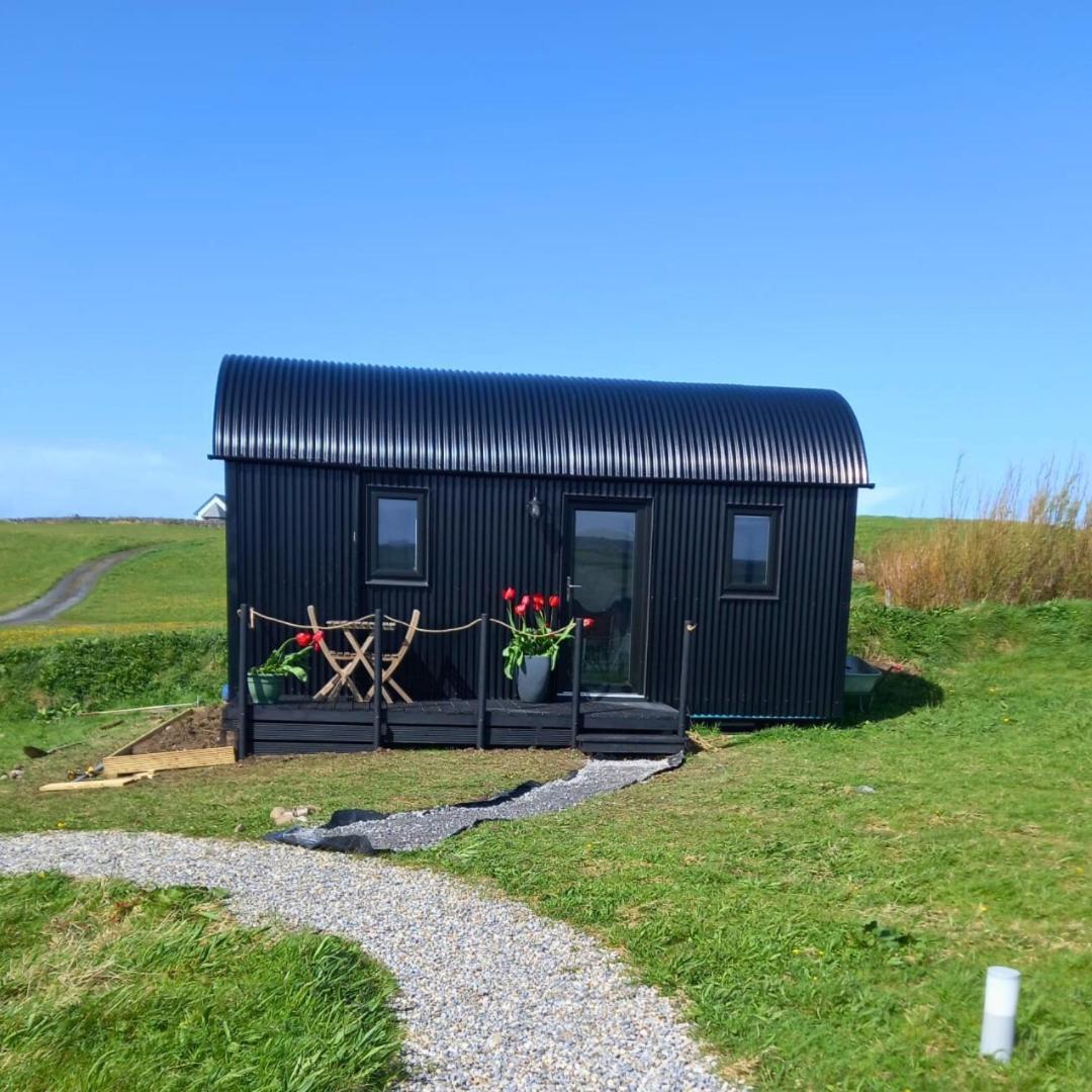 Wild Meadow Huts Villa Doolin Exterior photo