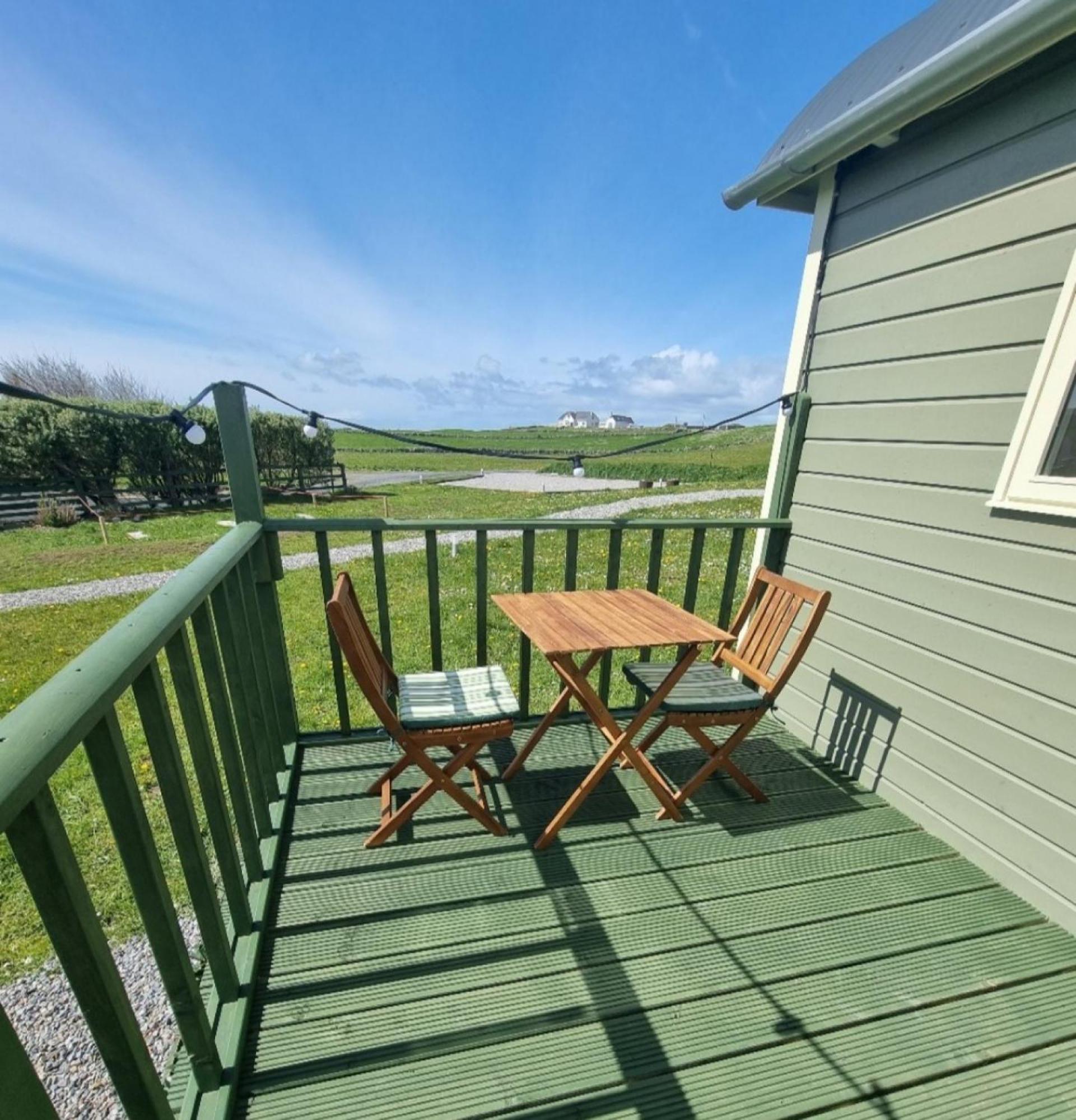 Wild Meadow Huts Villa Doolin Exterior photo
