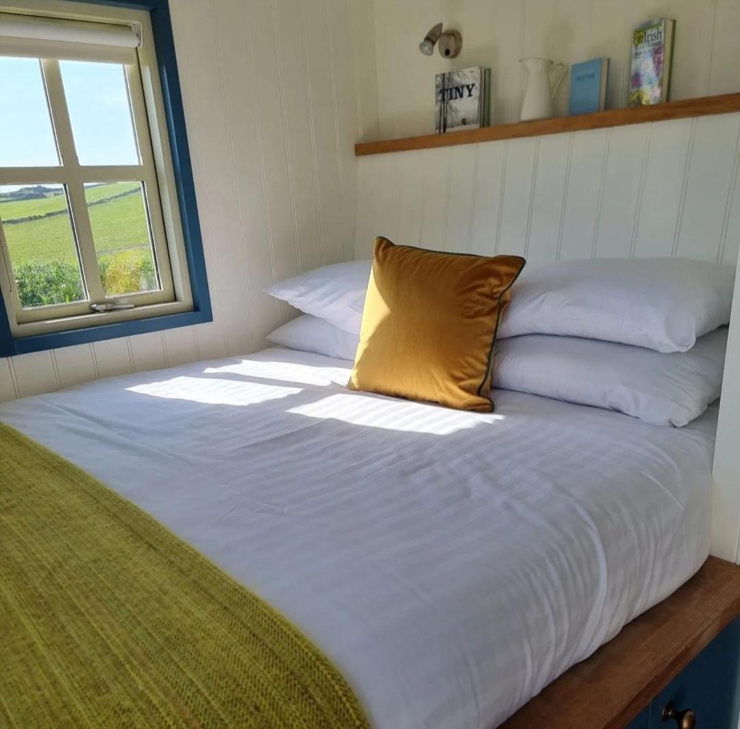 Wild Meadow Huts Villa Doolin Exterior photo