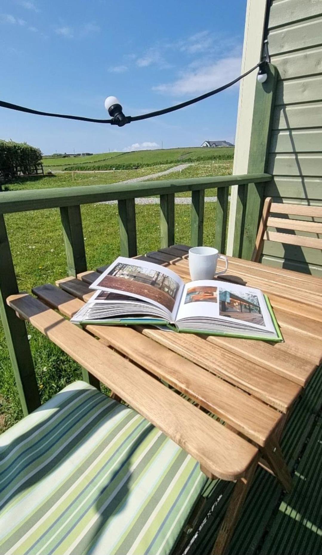 Wild Meadow Huts Villa Doolin Exterior photo
