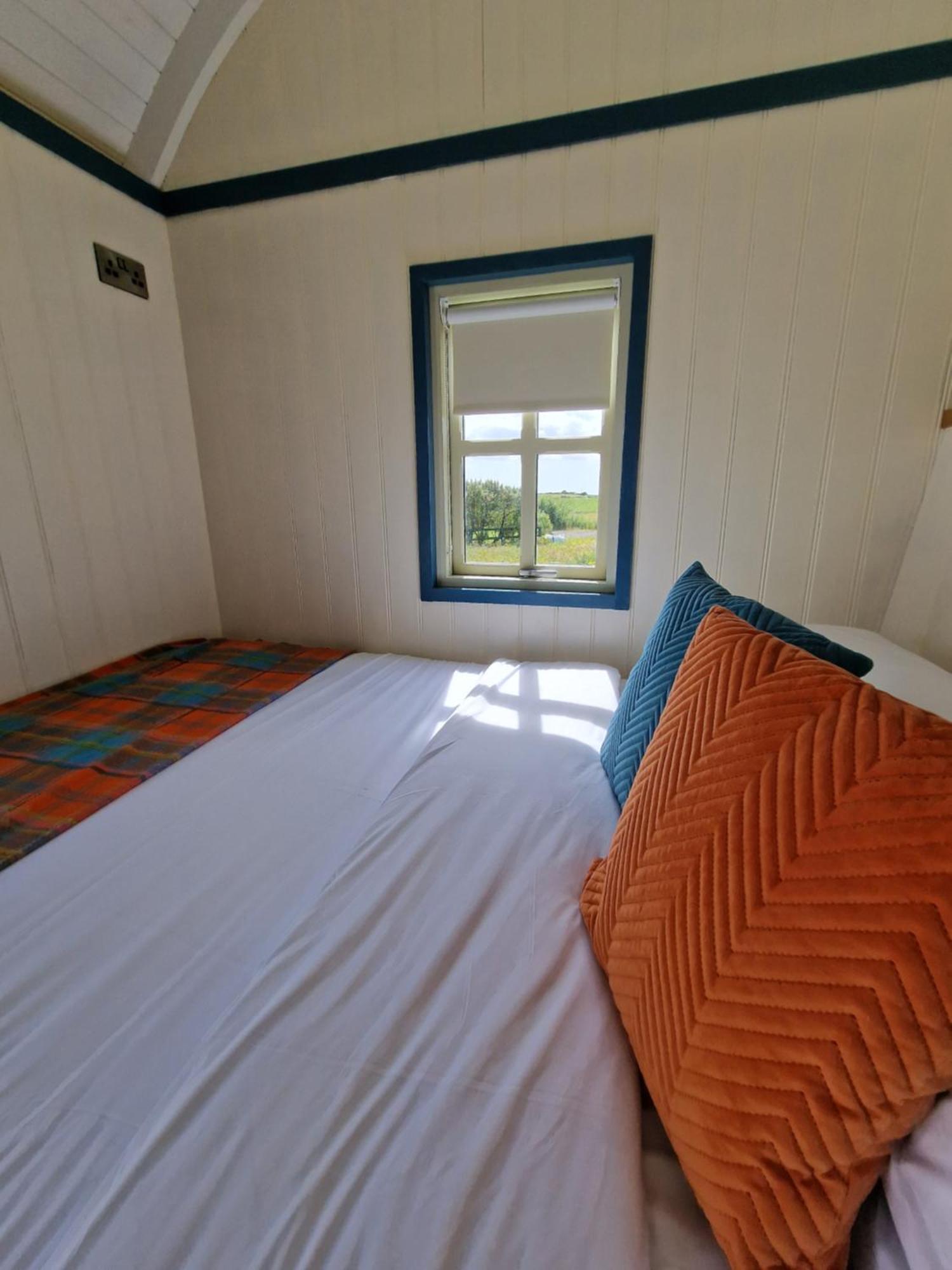 Wild Meadow Huts Villa Doolin Exterior photo